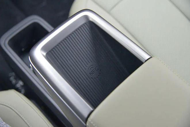 古越野方盒子只要10万回头率100%！开元棋牌网站奇瑞iCAR V23：复(图2)